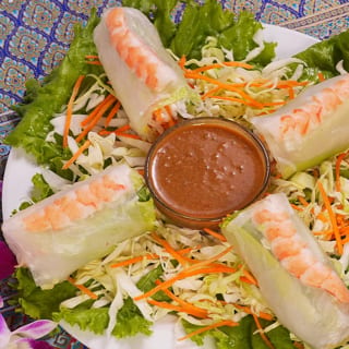 2. Summer Rolls / 生春巻き (4 Halves)
