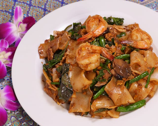 31. Pad Kee Mao (Drunken Noodle)/パッキーマオ.